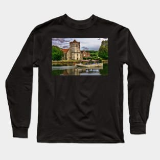 On The Thames At Bisham Long Sleeve T-Shirt